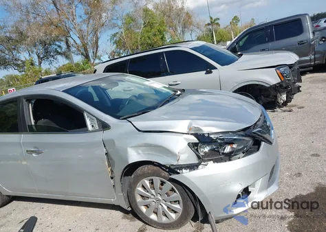 2019 Nissan Sentra S z USA, uszkodzony, nr VIN 3N1AB7AP5KY362419